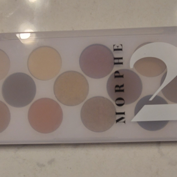 Morphe 2 Ready For Anything Eyeshadow Palette - Picture 8 of 10